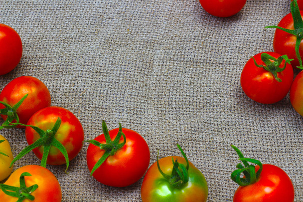 tomates rojos maduros frescos - Foto, imagen