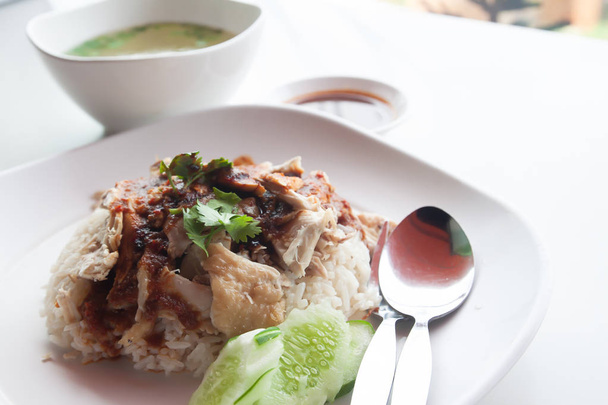 Parní kuře s rýží nebo Hainanese kuře s rýží. Detailní záběr záběr - Fotografie, Obrázek