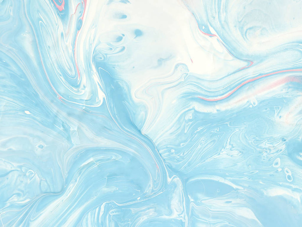 Sfondo dipinto a mano blu e rosa, primo piano frammento di pittura acrilica su tela. Arte moderna. Arte contemporanea
. - Foto, immagini