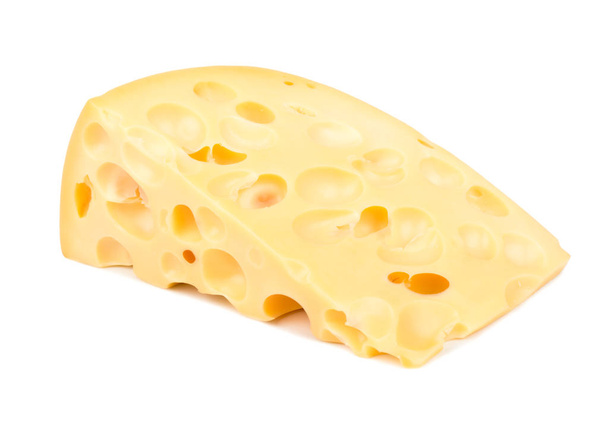 Dilim beyaz arka plan üzerinde izole delikli lezzetli peynir - Fotoğraf, Görsel