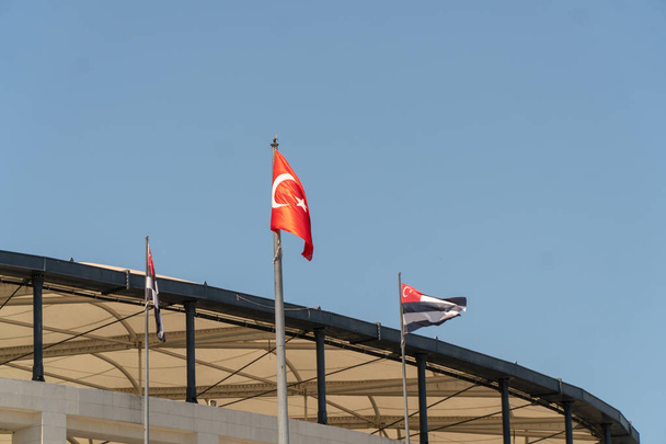 Drapeau turc et les drapeaux de Besiktas JK
 - Photo, image