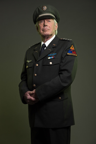General militar de Estados Unidos en uniforme. Retrato de estudio
. - Foto, Imagen