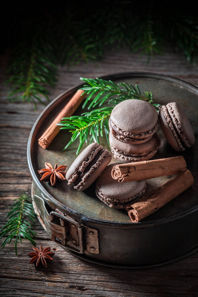 Sweet macaroons for Christmas with cinnamon and anise - Foto, Imagem