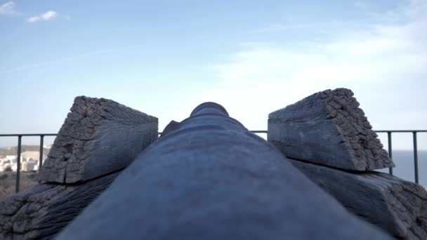  Ágyú és a kék ég 4k - Felvétel, videó