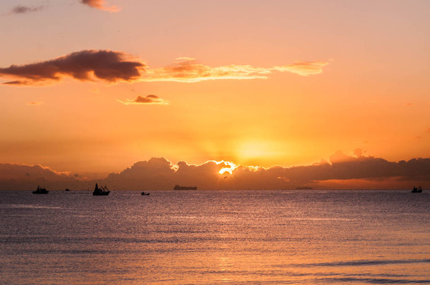 Napkelte az Alborán tengerben, mediterrán-Gibraltári-szoros - Fotó, kép