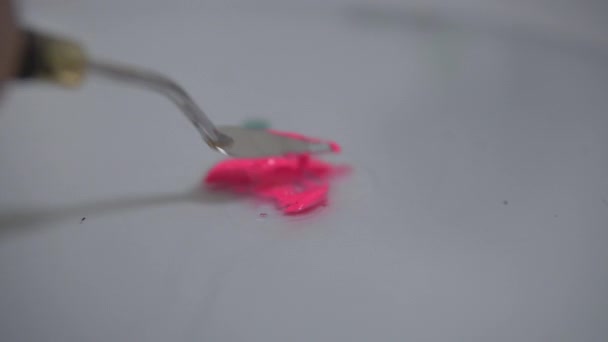 An artist is mixing the paints - Footage, Video