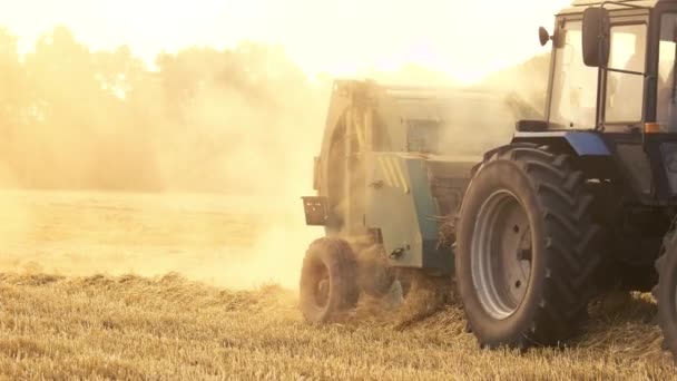 Blauer Traktor. - Filmmaterial, Video
