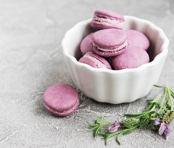 french macarons with lavender flavor and fresh lavender flowers - Photo, Image