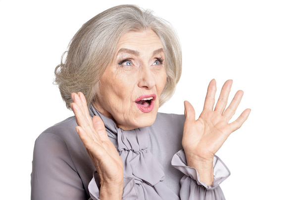 Surprised senior woman - Foto, imagen