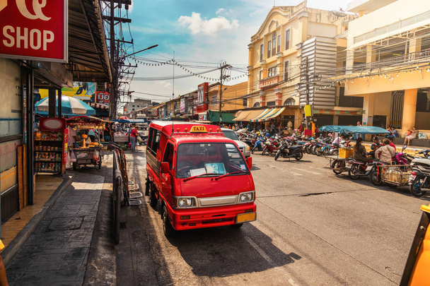 Tuk-Tuk, egy gépesített taxit, egy kedvenc út-ból szerzés körül Bangkok, Thaiföld - Fotó, kép