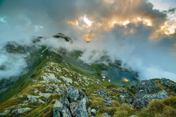 Summer landscape with high mountains and clouds in a summer day - Foto, Imagen