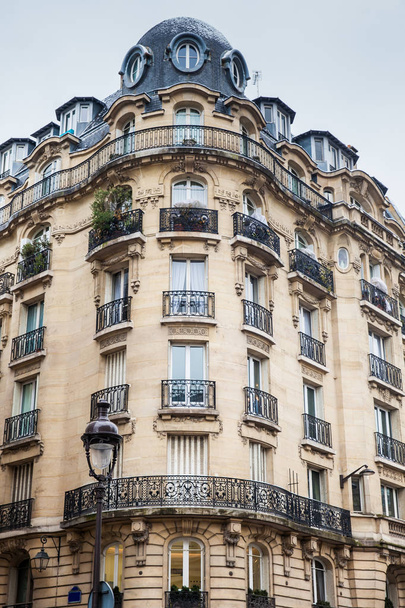Staré budovy v ulici Danton v Paříži Francie - Fotografie, Obrázek
