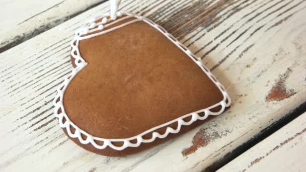 Piping a lace on fresh gingerbread cookie. - Footage, Video