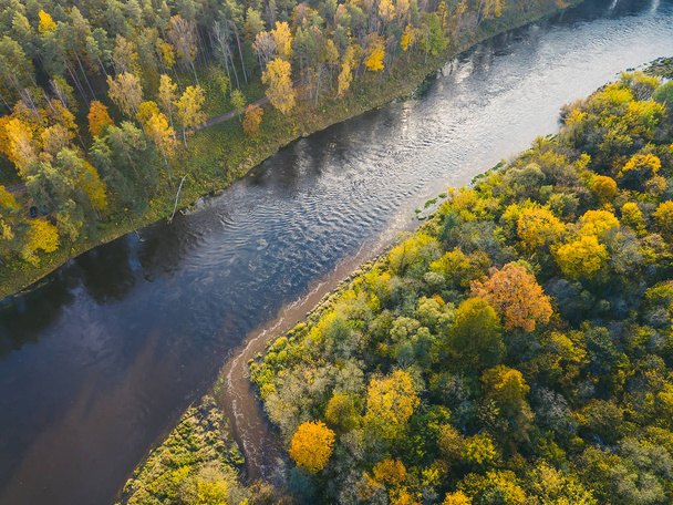Vista aérea drone do Parque Regional de Neris. Parque abrange cerca de 10.000 hectares na Lituânia
. - Foto, Imagem