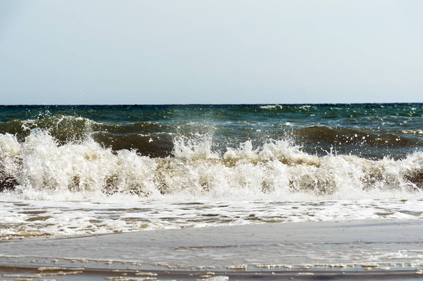 Gyönyörű ocean wave. Csodás tengeri kilátás. Tengeri háttér. - Fotó, kép
