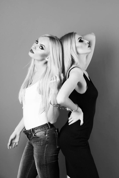 women twins, friends with bright makeup - Фото, зображення