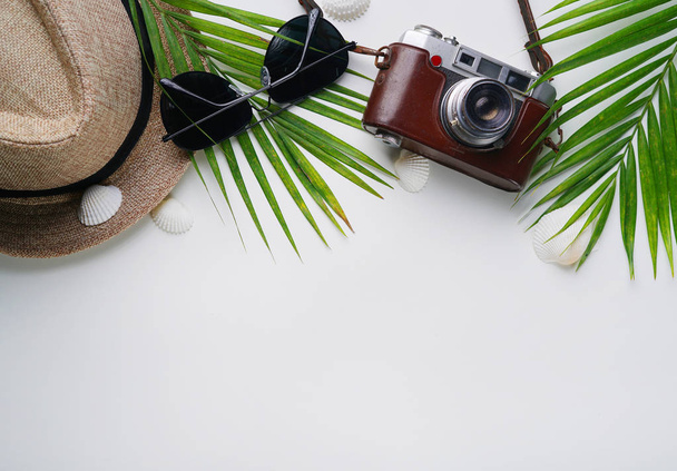 Plochý Lay cestování dovolená dovolená bílé pozadí kopie prostor - Fotografie, Obrázek
