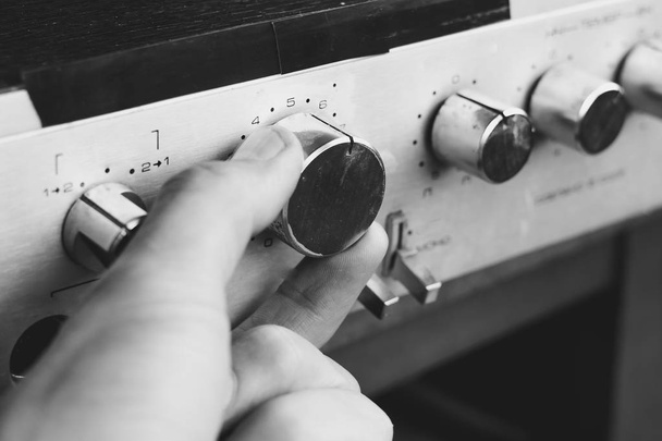el viejo amplificador
 - Foto, Imagen