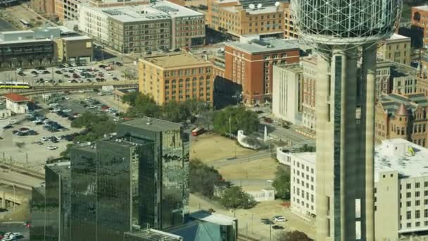 Εναέρια άποψη του βιβλίου αποθετήριο Dealey Plaza το μέρος όπου δολοφονήθηκε ο Jfk το Νοέμβριο του 1963 Dallas Texas Usa  - Πλάνα, βίντεο