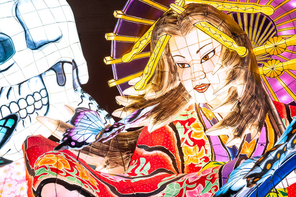 AOMORI, JAPAN - huhtikuu 22 2018: Lyhty kelluu Nebuta Festival paraati läpi kaupungin Aomori kesällä, Festivaali järjestetään elokuun 2-7, vuosittain
. - Valokuva, kuva
