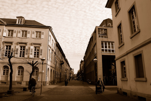 Sepia calle de Karlsruhe
 - Foto, Imagen