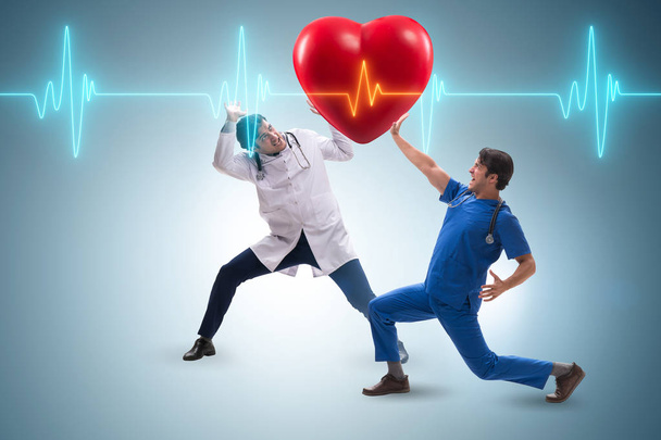 Man doctor in cardiology telemedicine concept - Foto, Imagem