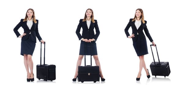 Femme se préparant pour les vacances avec valise sur blanc - Photo, image