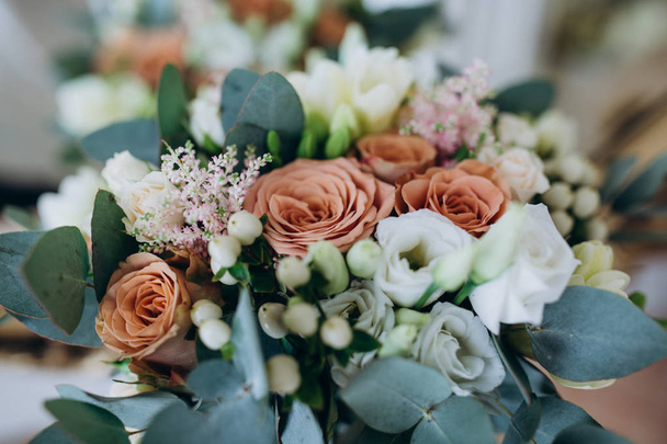 A wedding bouquet of roses. - Fotó, kép