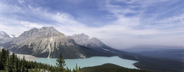 Payto озеро в Канаді - Фото, зображення