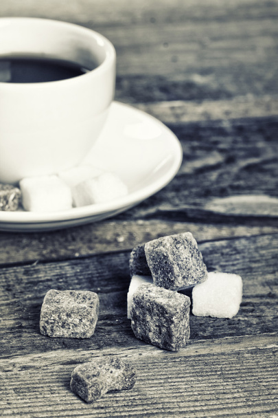 cukr před šálek kávy - Fotografie, Obrázek