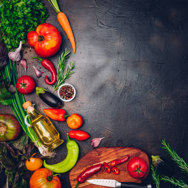 Raw organic vegetables with fresh ingredients for healthily cooking on vintage background, top view, banner. Vegan or diet food concept. Background layout with free text space. - Fotoğraf, Görsel