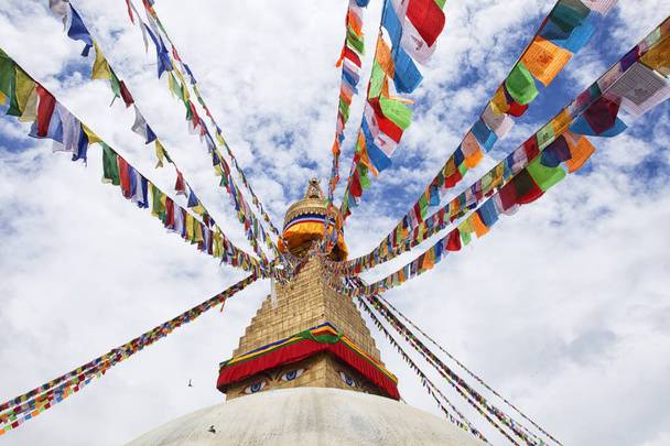 Будха Ступа в Бодханатхе, Катманду, Непал. Всемирное наследие ЮНЕСКО
  - Фото, изображение
