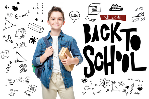 uczniak trzyma plecak i książek na białym tle na białym, z ikonami i napis "Witamy z powrotem do szkoły" - Zdjęcie, obraz