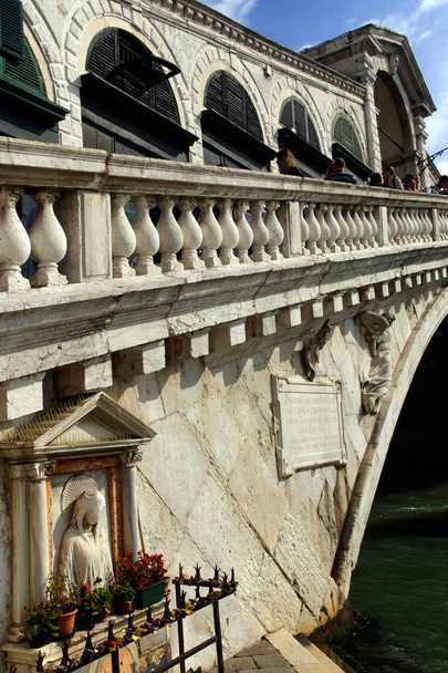 Venice (Italy). The Rialto Bridge on the Grand Canal of Venice - Photo, Image