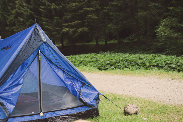 la vita in una tenda - Foto, immagini