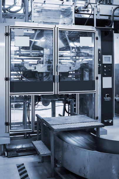 Umzugsband in einer modernen Fabrik - Foto, Bild
