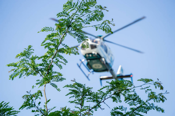 Schwerer Unfall und Rettung per Hubschrauber - Foto, Bild
