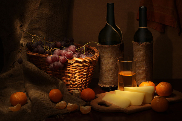 Wine, cheese and fruits - 写真・画像