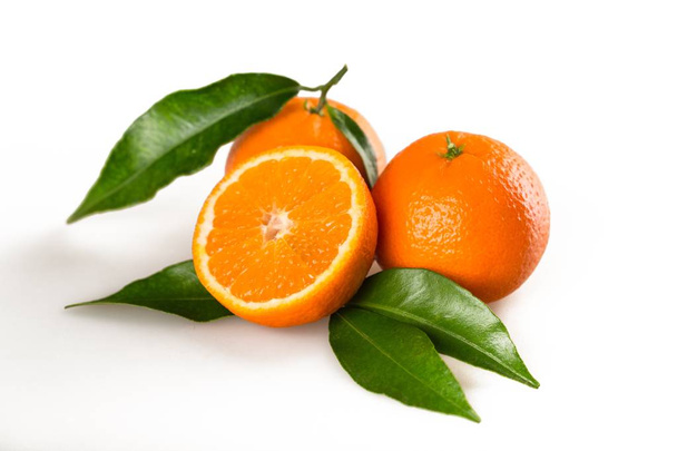 Fresh oranges isolated on white background - Φωτογραφία, εικόνα