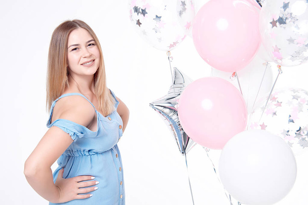 happy smiling woman with balloons posing isolated on white background - Foto, Imagem