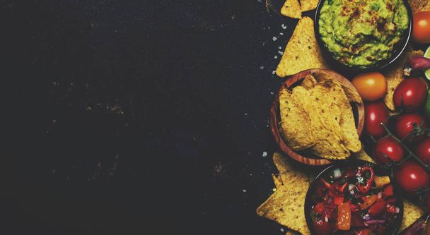 Mexican Food Concept, Nachos, Guacamole, Salsa Sauce, Black Background - Foto, Imagen