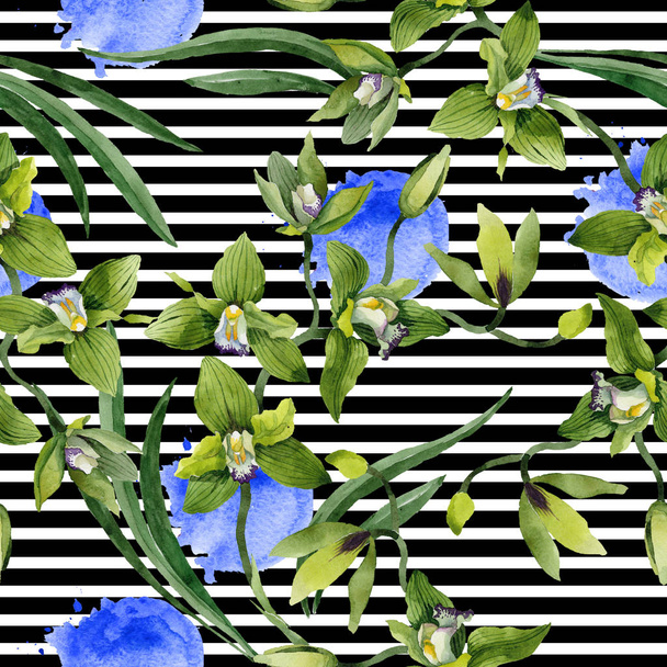 Akvarelu zelené květy orchidejí. Květinové botanické květin. Vzor bezešvé pozadí. Fabric tapety tisku texturu. Aquarelle wildflower pro pozadí, textura, souhrnný vzorek, rám nebo hranice. - Fotografie, Obrázek