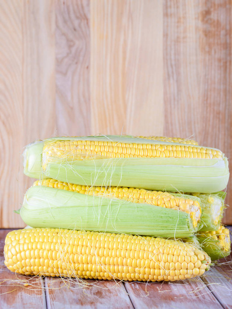 Édes sárga kukorica a háttér - Fotó, kép
