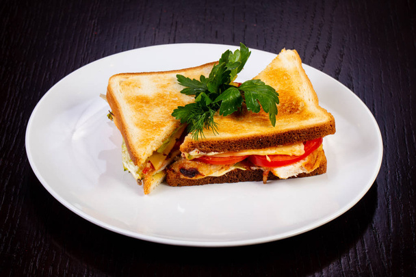 Delicious caesar sandwich with chicken - Foto, immagini