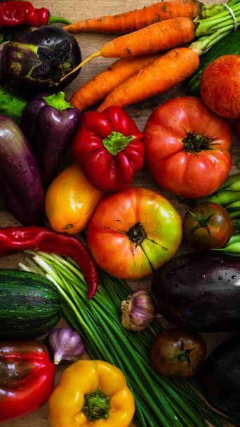 Harvest, Autumn. Panoramic collection of fresh healthy fruits and vegetables. Healthy eating background. Vegetables background - Foto, imagen