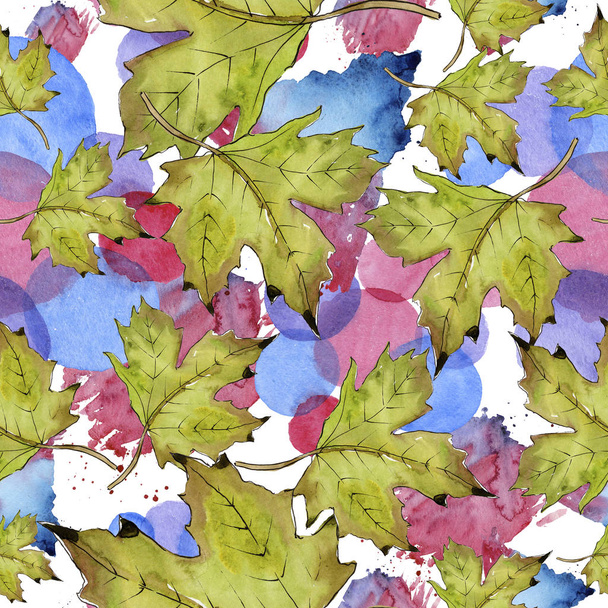 Watercolor green and red maple leaves. Leaf plant botanical garden floral foliage. Seamless background pattern. - Photo, Image