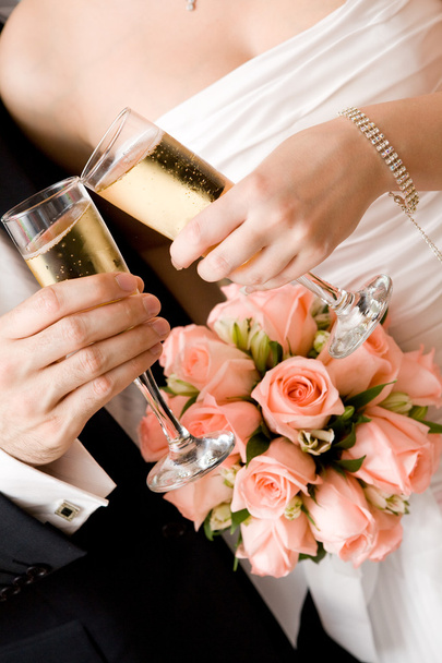 шлюб шампанське
 - Фото, зображення