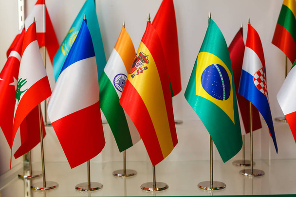 bandiere nazionali mondiali, da vicino
 - Foto, immagini