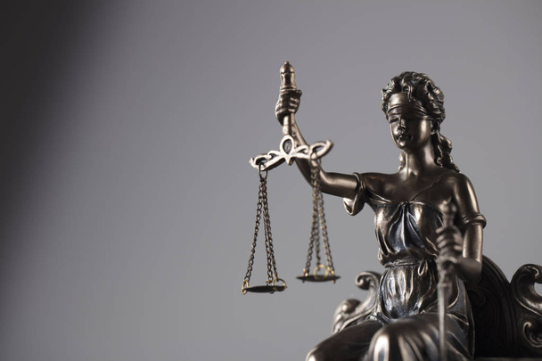 Concepto de derecho y justicia. Themis - el símbolo de la justicia ciega
. - Foto, Imagen