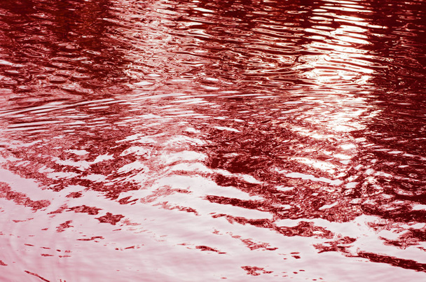Fondo abstracto de agua ondulada tonificada roja
 - Foto, Imagen